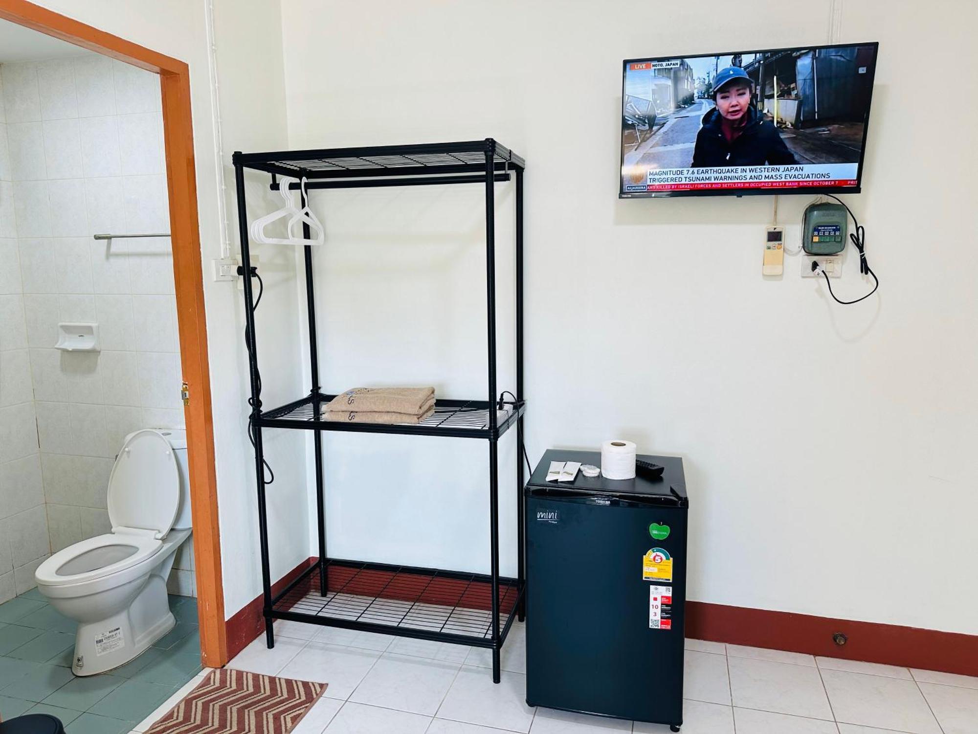 K.L.Apartment Чалонг Екстериор снимка